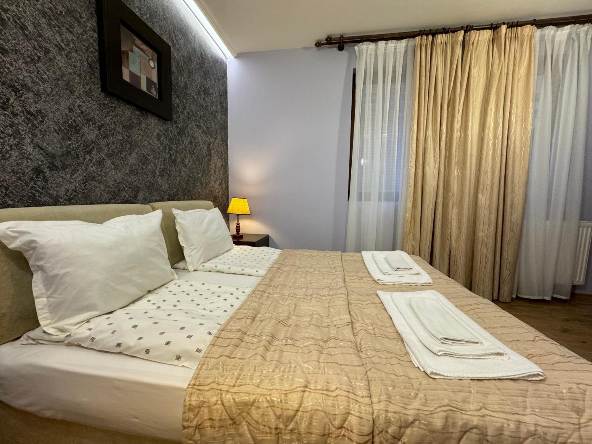 Family Hotel Eterno Tsigov Chark Exterior foto